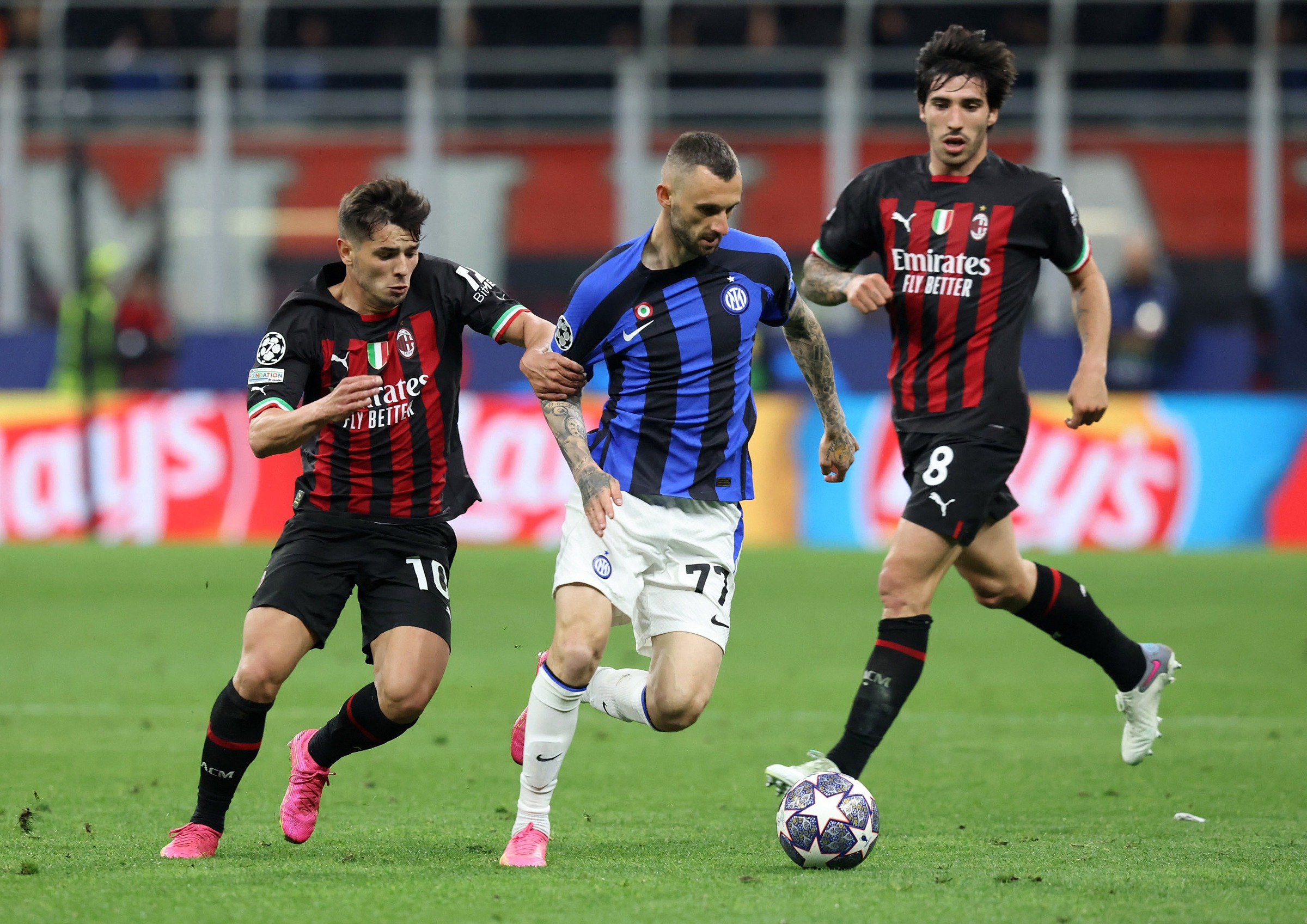 Đội Hình AC Milan Gặp Inter Milan Trải Nghiệm, Chuyên Môn và Sự Tin Cậy